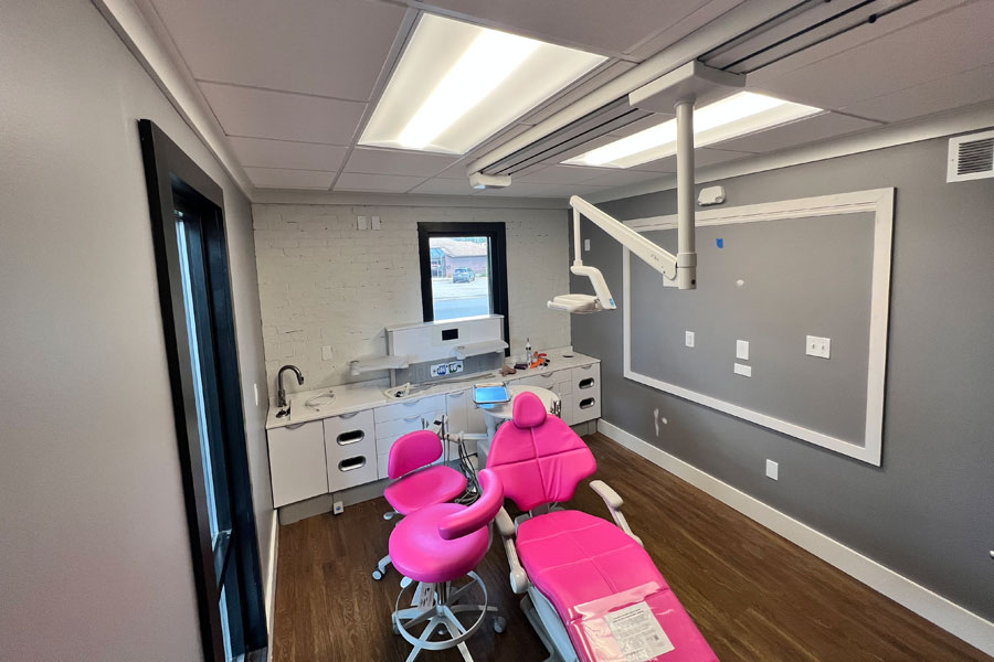 Tekton completed phases 1 and 2 of a multi-phase project. The phases included adding an assistant’s work area, demo of their existing lab and renovating the area for a new state of the art dental exam room.